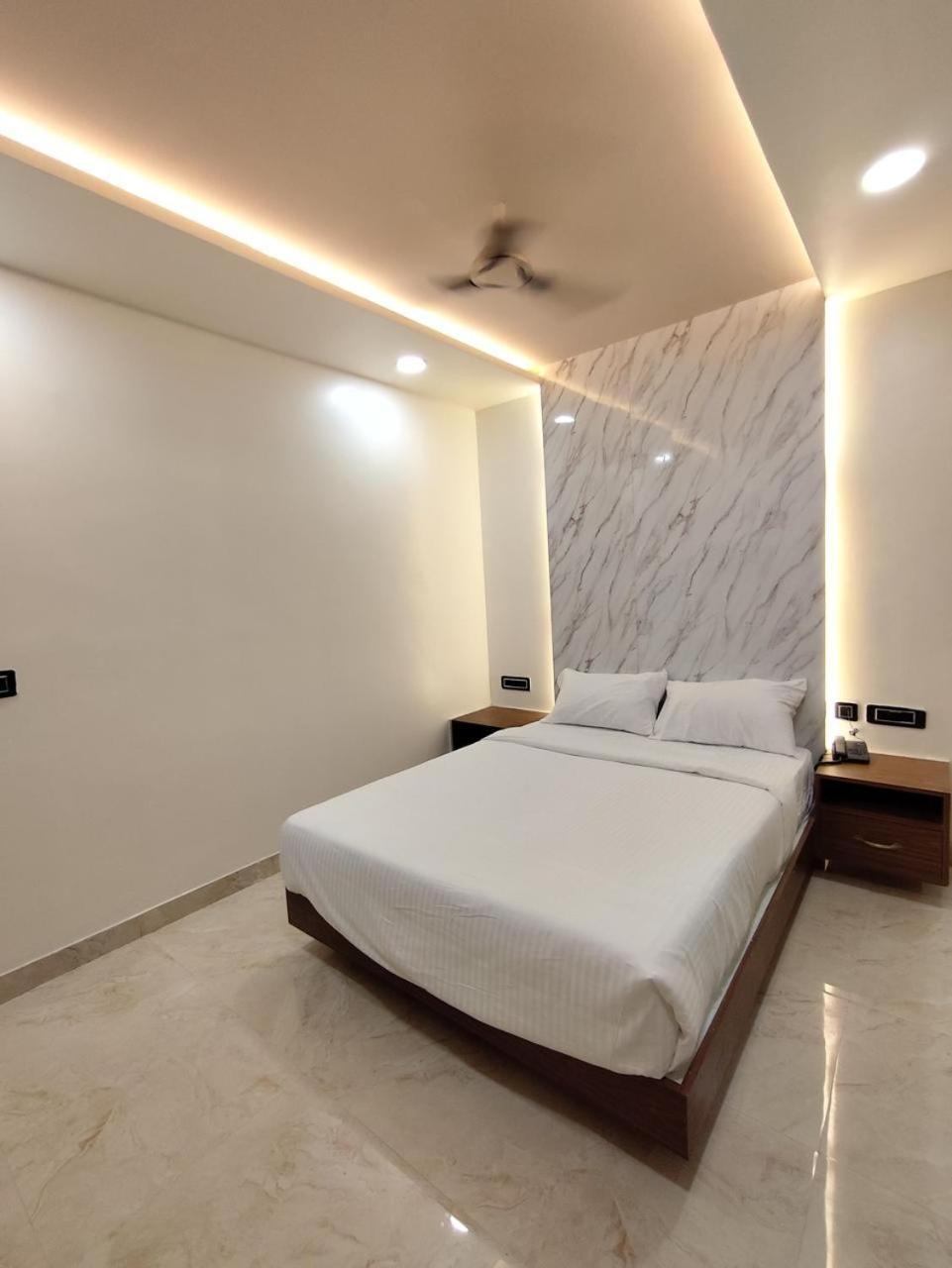 Sree Mahalakshmi Residency By K Hotels Virudunagar 外观 照片